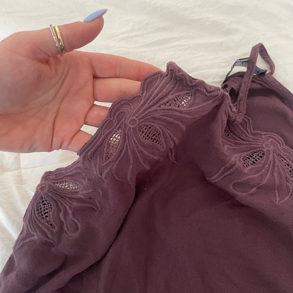 Kendall & Kylie Halter Top - Picture 5 of 7